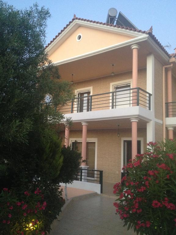 Niso Villas Yírion Exteriör bild