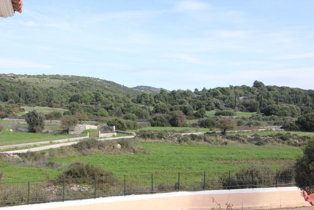 Niso Villas Yírion Exteriör bild